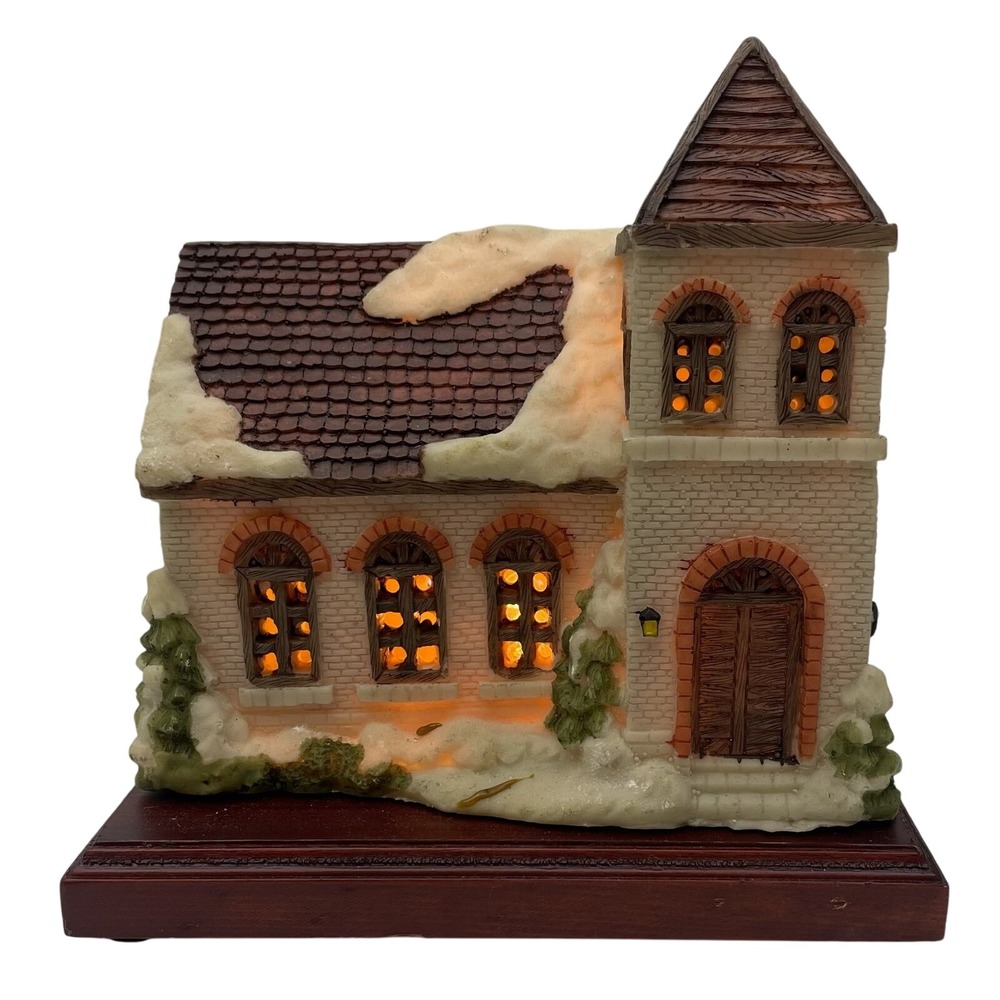 Vintage 1989 Jaimy Christmas Village Lighted‎ Ceramic Church Wood Base READ